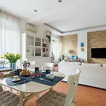 Kyntherland House Apartamento *