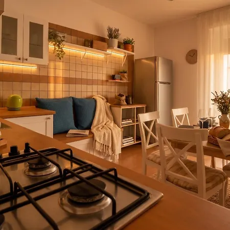 Kyntherland House Apartment *